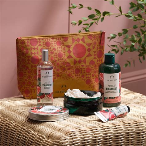 2025 Best Gifts Under Your Budget from The Body Shop