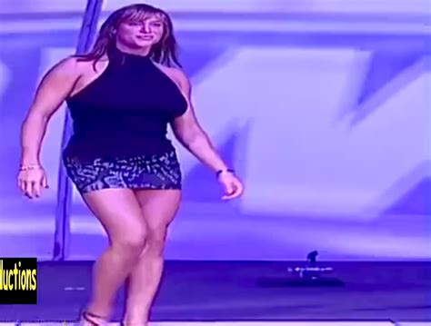 Sexy Stephanie McMahon : r/StephanieMcMahon