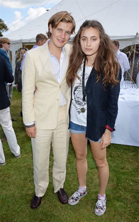 Rowan Atkinson Daughter Lily 的图像结果