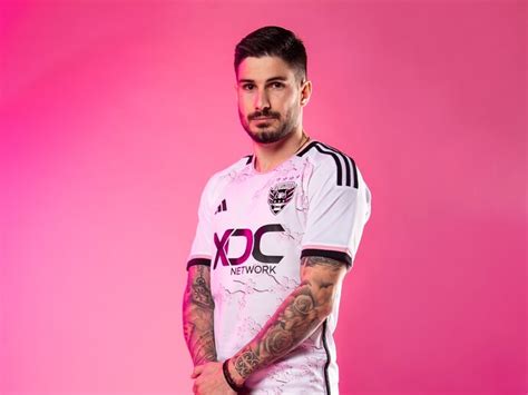 D.C. United unveils cherry blossom-themed uniforms designed by Adidas ...