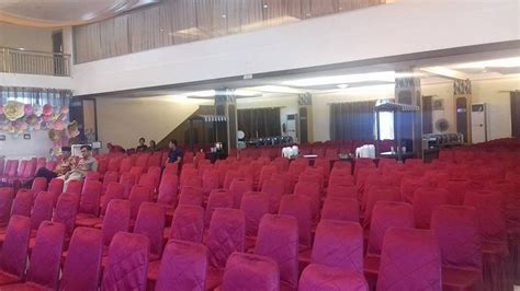 LARIZ MULIA HOTEL & CONVENTION (Palu) - Hotel Reviews & Photos ...