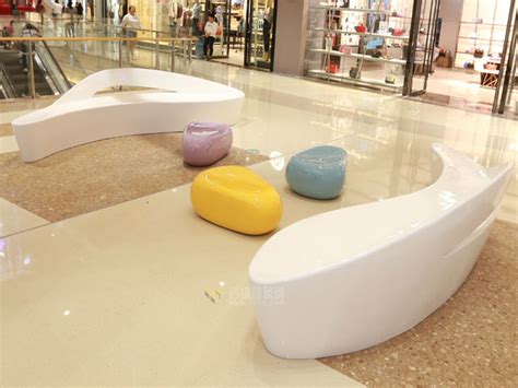 江苏南通公司定制海盛玻璃钢厂的圆弧组合玻璃钢坐凳 - 深圳市海盛玻璃钢有限公司