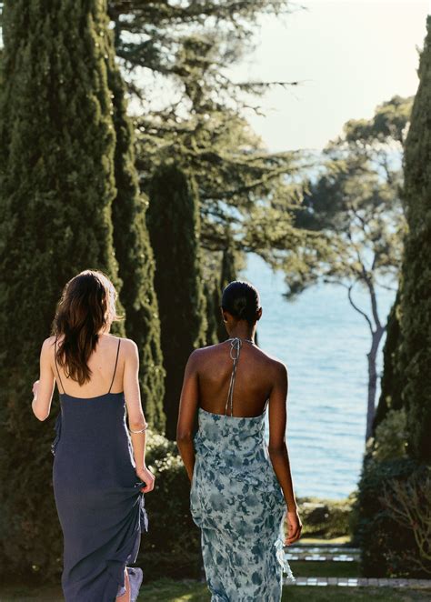 Kleider für teenager-mädchen 2026 | MANGO Deutschland