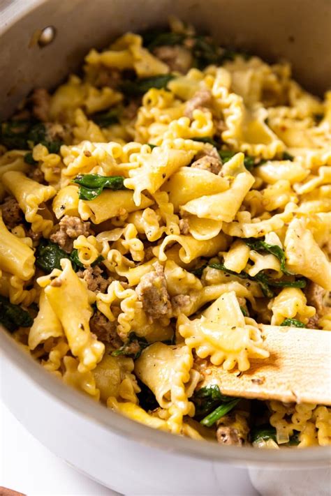 Creamy Sausage & Spinach Pasta Recipe - Wyse Guide