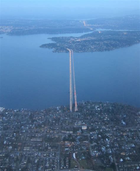 Seattle Aerial View 的图像结果