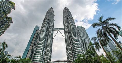 Private Batu Caves, Fireflies, and Kuala Lumpur City Tour - Klook India