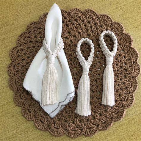 Braided Napkin Ring – Miss Macrame