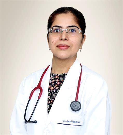 Dra. Jyoti Wadhwa | Hospitales Apollo