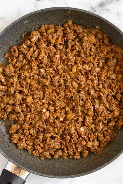 15-Minute Ground Beef Taco Meat - Eat the Gains