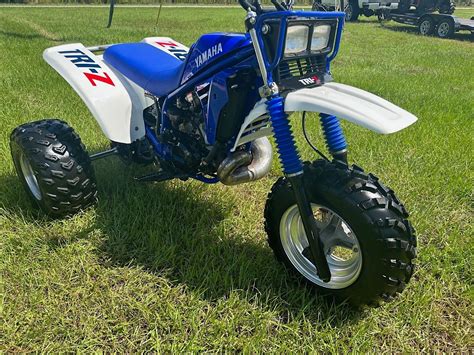 Yamaha 3 Wheeler Models 87 Yamaha Tricity Stock Photos, High Res