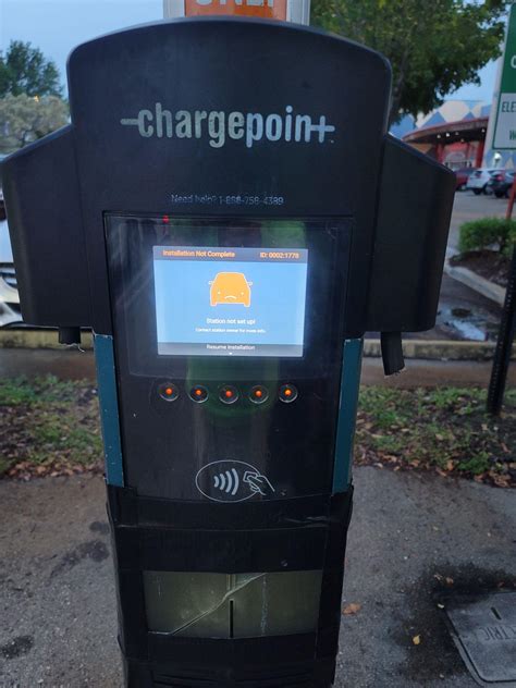 Pompano Pointe SC - Whole Foods Market | Pompano Beach, FL | EV Station