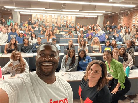 Girls of Georgia Tech 的图像结果