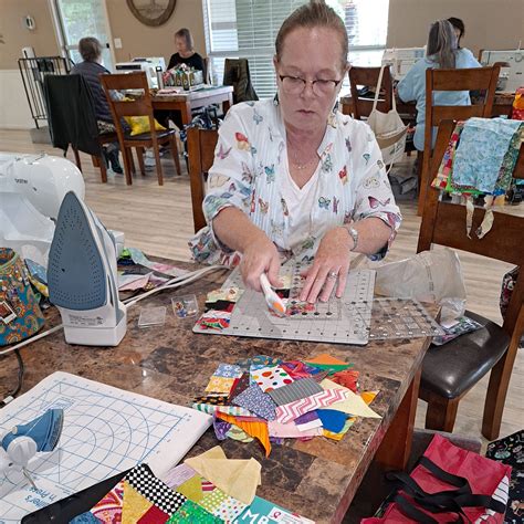 11 Ideas to Liven Your Quilt Guild - Aunt Ems Quilts | Quilt guild programs, Quilt club, Quilt guild - funny names for quilt groups