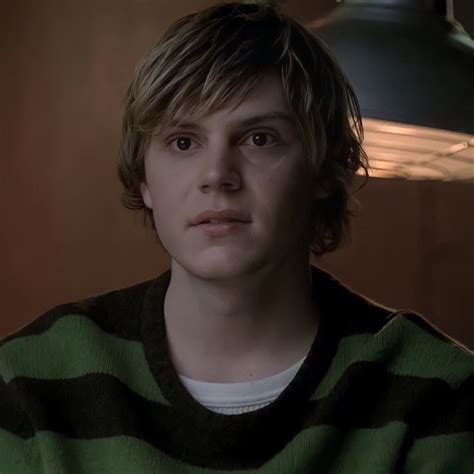 Cartoes Eletronicos De Tate Langdon