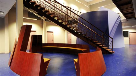 Building Inside 的图像结果