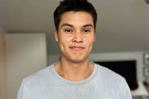 Man turns up for £312 flight and is told to pay £1,100 for his bag