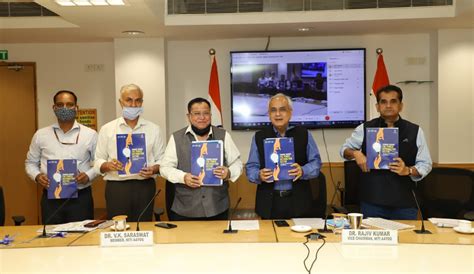 NITI Aayog and RMI Release a Report on Power Distribution Sector