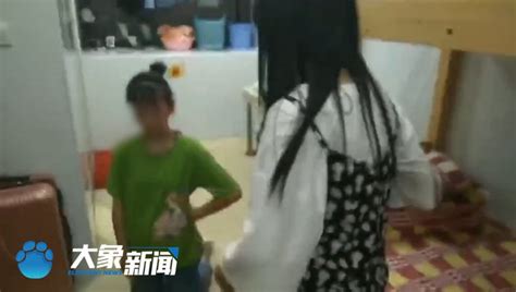 福建一女生遭5同学围殴 旁观者叫好_资讯频道_凤凰网