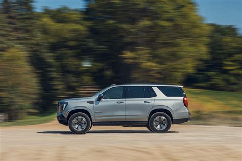 View Exterior Photos of the 2025 GMC Yukon AT4 Diesel