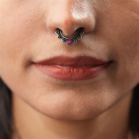 Stone Studded Beautiful Septum – StylishKudi