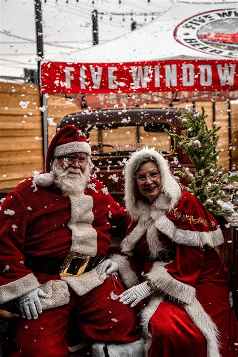(FREE) PICTURES W/ SANTA @ Five Window Beer Co., 9 West Locust St ...