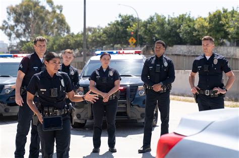 The Rookie S08: Augustine, O'Neil, Chavez Offer Early TikTok Goodness