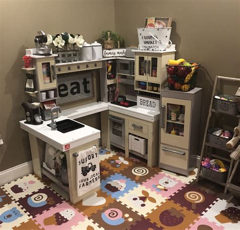 Step 2 Grand Walk-In Wood Kitchen Set | Kids play kitchen, Toy rooms ...