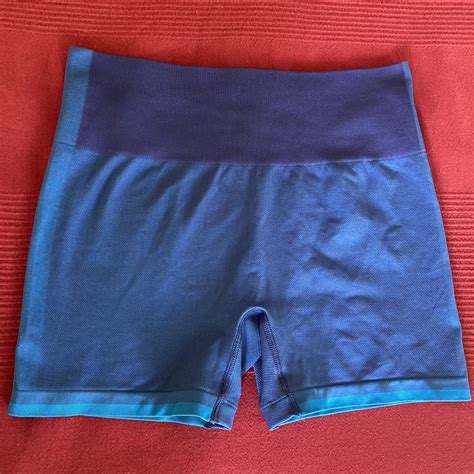 Outdoor Voices 4.5” Seamless Smooth Short in blue.... - Depop