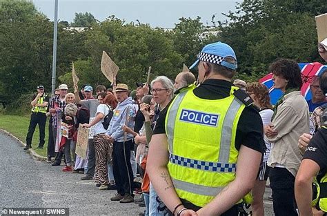 Protest outside construction site of a £2.5million mosque sees police ...