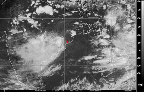 Deep Depression Over Bay Of Bengal, Cross Odisha Coast Shortly, Heavy ...