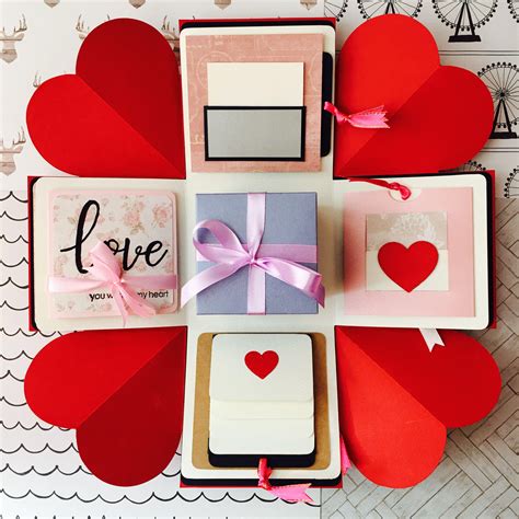 Buy Red Hearts Explosion box Online at Best Price | OD