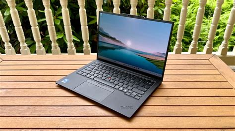 Business 24 Core Laptop 的图像结果