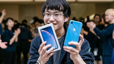 iPhone XR price cut makes it cost SAME as Redmi Note 10 Pro Max; for ...