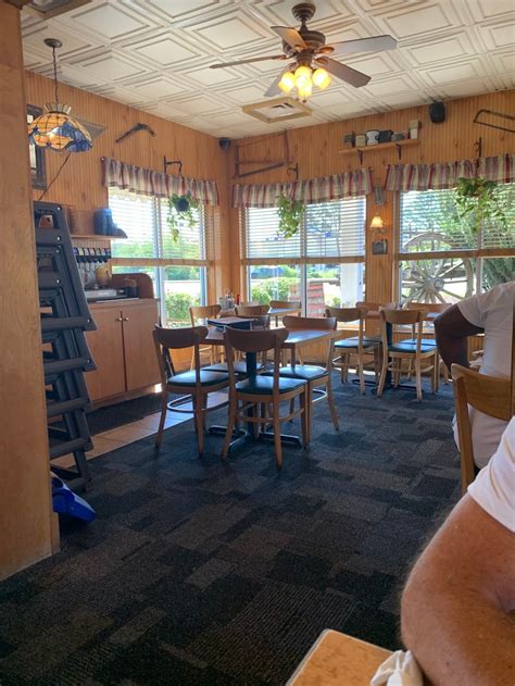 Tommy's Restaurant - 3406 W Mercury Blvd, Hampton, VA 23666 - Hours ...