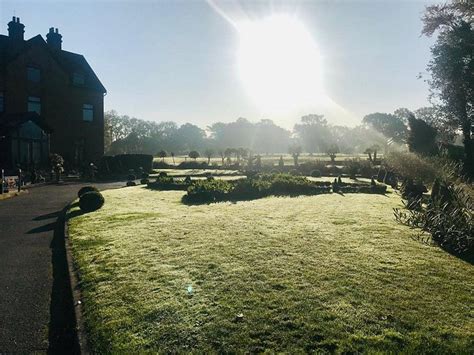 GUILDFORD MANOR HOTEL & SPA (Surrey) - Hotel Reviews, Photos, Rate ...