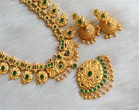 DREAMJWELL - Royal Matte Finish Emerald Mango Short Haar Set-dj08102 ...