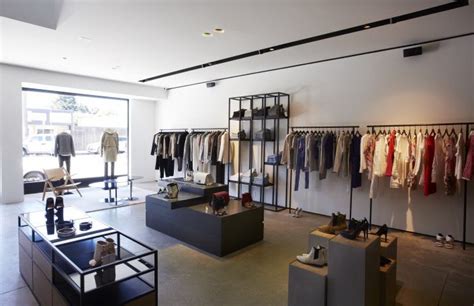 购物空间60平米装修案例_效果图 - 女装店设计 - 设计本