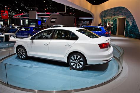 2015 Volkswagen Jetta Photos: Interior, Exterior, and Videos