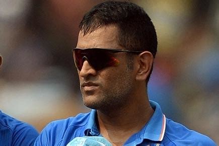 State mates: MS Dhoni and Aaron are both from Jharkhand, but their domestic careers didn't quite ove