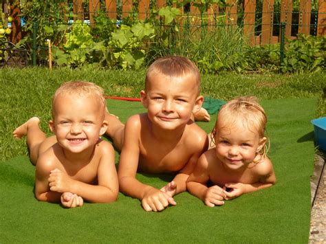 Doma v bazénu – videcaci – album on Rajče