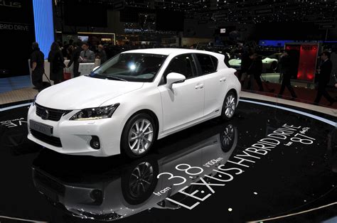 2013 Lexus CT 200h - 4dr Hatchback 1.8L Hybrid CVT auto
