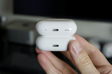 Apple AirPods Pro (2nd generation) vs Apple AirPods Pro (1st generation ...