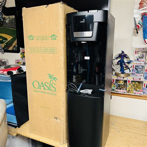 Oasis International Maxxfill Flex Hot & Cold-Water Dispenser - 2.11 ga ...