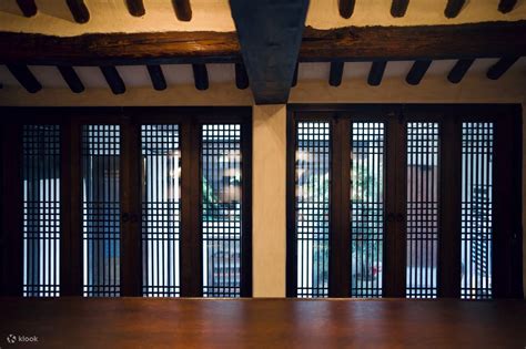 Royal Seoul Cooking Class Experience in a Hanok: Korean Traditional ...