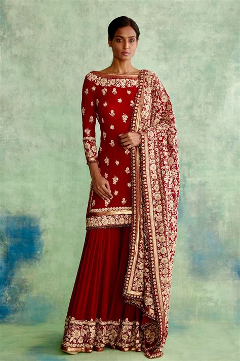 Gharara Set in Old World Ivory Thread Floral Embroidery – Nakul Sen