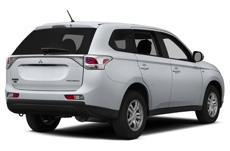 2014 Mitsubishi Outlander - Specs, Prices, MPG, Reviews & Photos | Cars.com