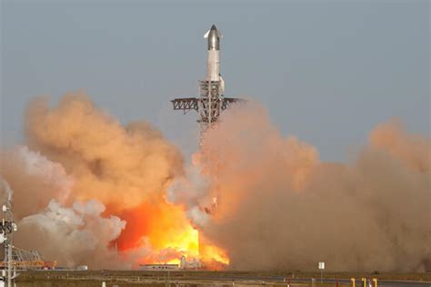 Rocketship Exploding 的图像结果