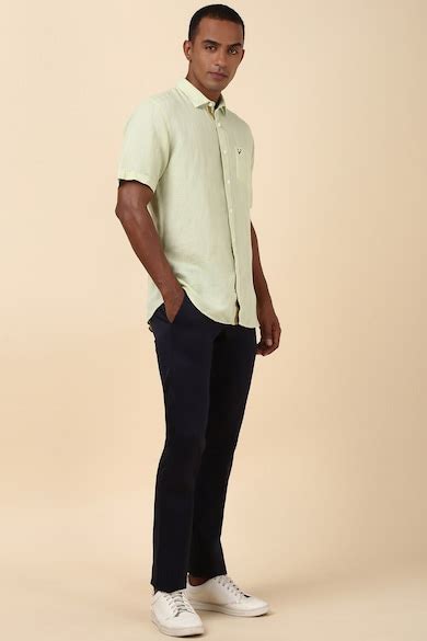 Buy Men Green Slim Fit Solid Half Sleeves Casual Shirt Online ...
