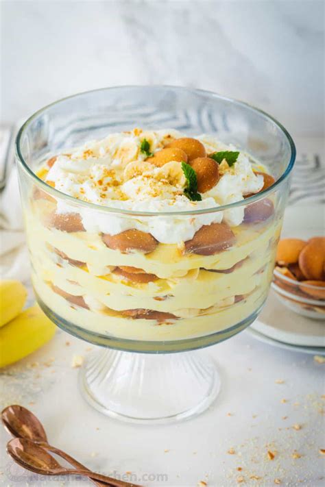 Easy Banana Pudding Recipe (with VIDEO) - NatashasKitchen.com