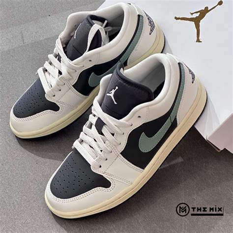 Nike Air Jordan 1 Low Jade Smoke - DC0774-001 - Hàng Chính Hãng – The ...